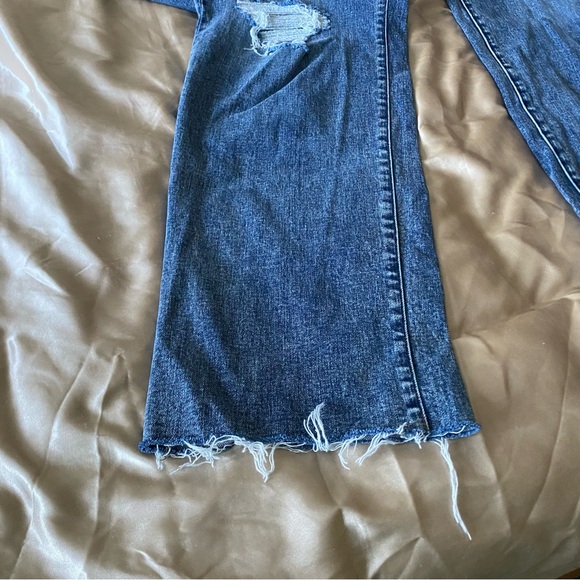Express Modern Straight Super High Rise Size 16L Medium-Wash Jeans Distressed, D - Picture 5 of 8